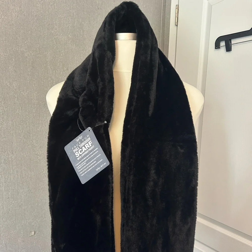 Elegant Black Scarf NWT - Picture 6 of 11